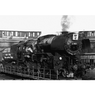 Dampflokomotive BR 42 der DR, Ep. III