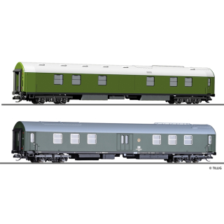Reisezugwagenset &bdquo;Salonwagenzug 5&ldquo; der DR, bestehend aus einem Salonautotransportwagen und einem Maschinen-Gep&auml;ckwagen, Ep. IV -FORMNEUHEIT-