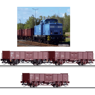 G&uuml;terzugset der Eisenbahn-Bau- und Betriebsgesellschaft Pressnitztalbahn mbH (PRESS), bestehend aus Diesellokomotive BR 346 und drei offenen G&uuml;terwagen Es, Ep. VI
